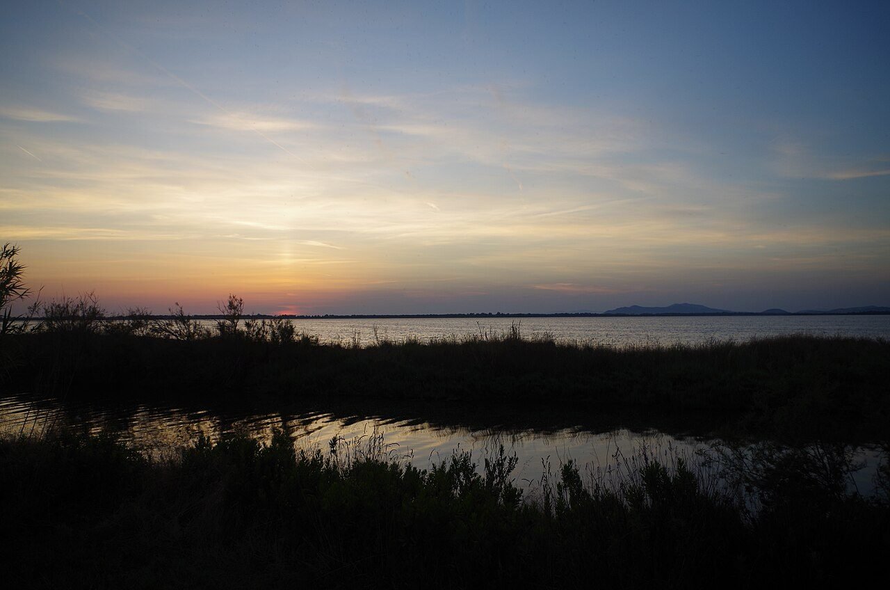 La laguna di Orbetello al tramonto
